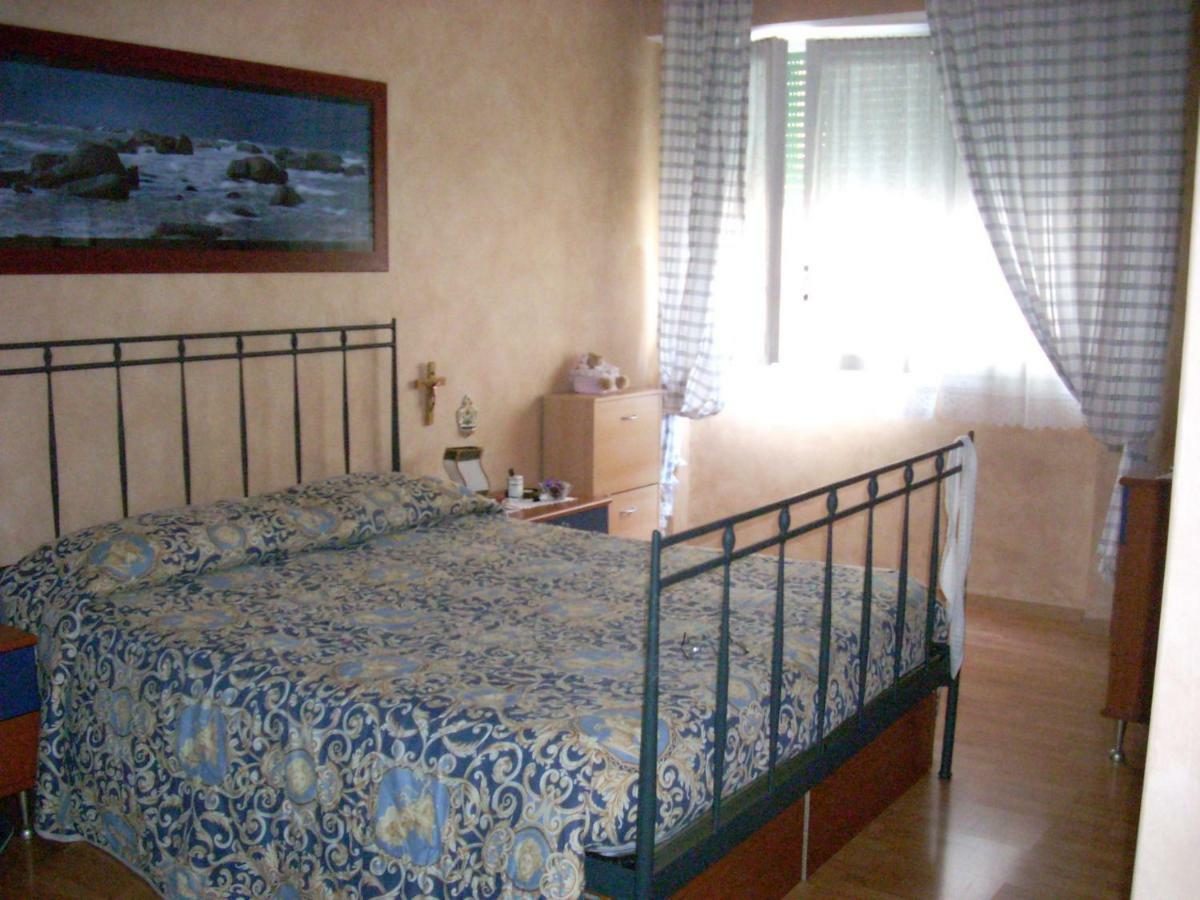 Appartamento Al Mare Di 벤티밀리아 외부 사진